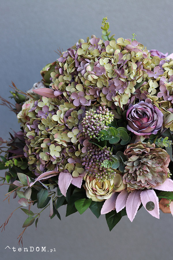 Mortario Hydrangea, kompozycja nagrobna w misie