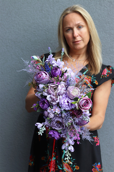 Lilania Fiolet, dekoracja nagrobna w skrzynce