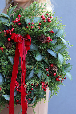 Kolędowanie, zimowy wianek z jagodami, śr.43cm 