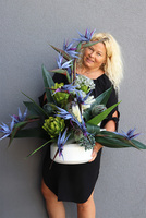 Niebieska Strelicja 2, egzotyczna kompozycja w donicy