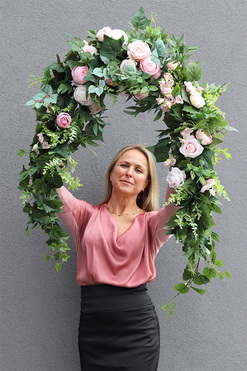 Beatrycze Morelle, dekoracyjna girlanda kwiatowa, dł.180cm