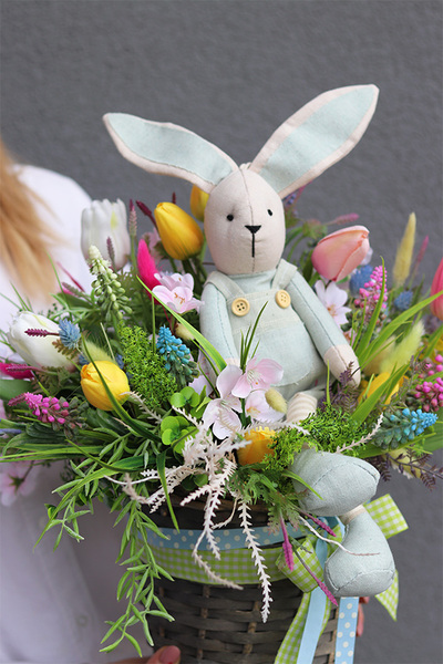 Radosna Wiosna 2, koszyczek wielkanocny z zającem