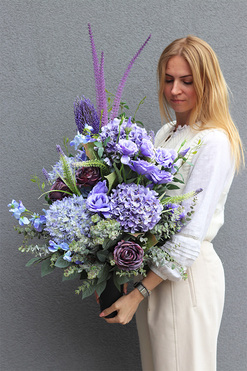 Fioletowa Moc, bukiet nagrobny we wkładzie do wazonu, dł.90cm 