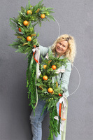 Mandarine Subtelle, zielony wianek z owocami na obręczy