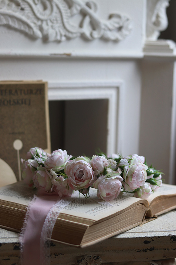 Aveyron, komunijny wianek na głowę