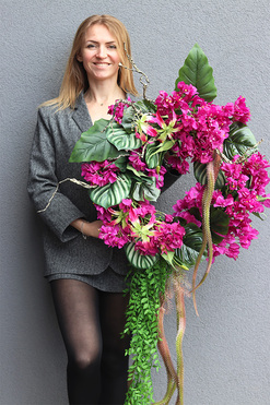 Amazonia Magenta, asymetryczny wianek na drzwi, śr.58cm