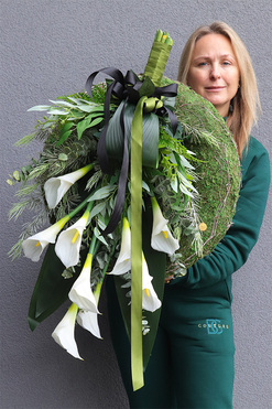 Biel Kalii, elegancki wieniec nagrobny, śr.45cm 