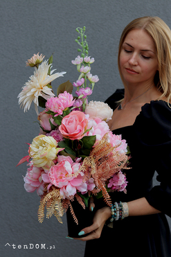 OD RĘKI Morena, bukiet nagrobny we wkładzie, dł.66cm