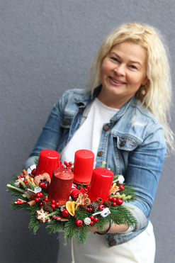 Adwent, świąteczny wianek stroik z czterema świecami, śr.35cm