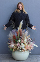 Piaskowe Pola, sztuczna trawa w donicy z ziołami