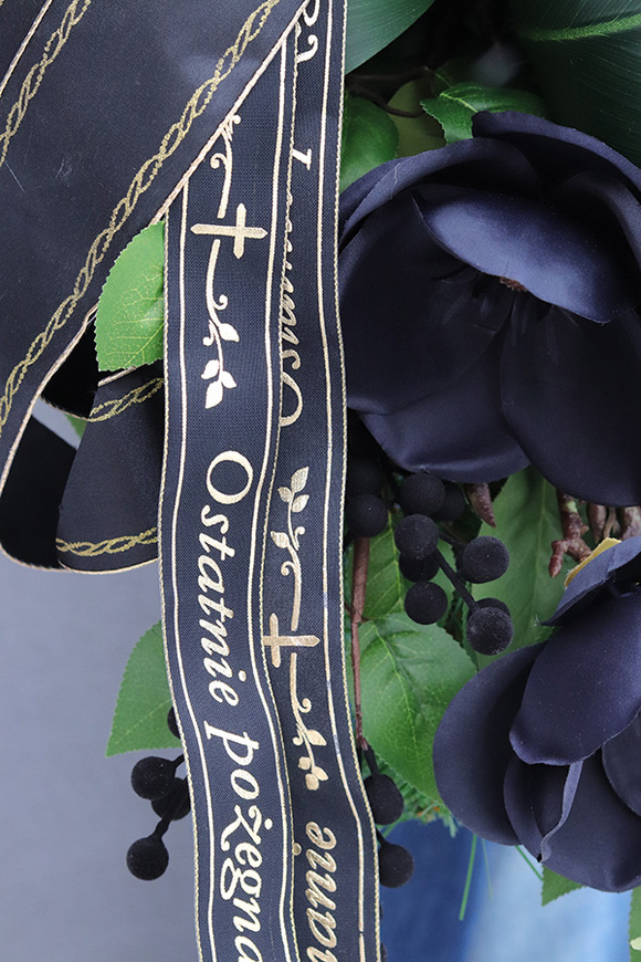 Black Flowers, sztuczna wiązanka pogrzebowa