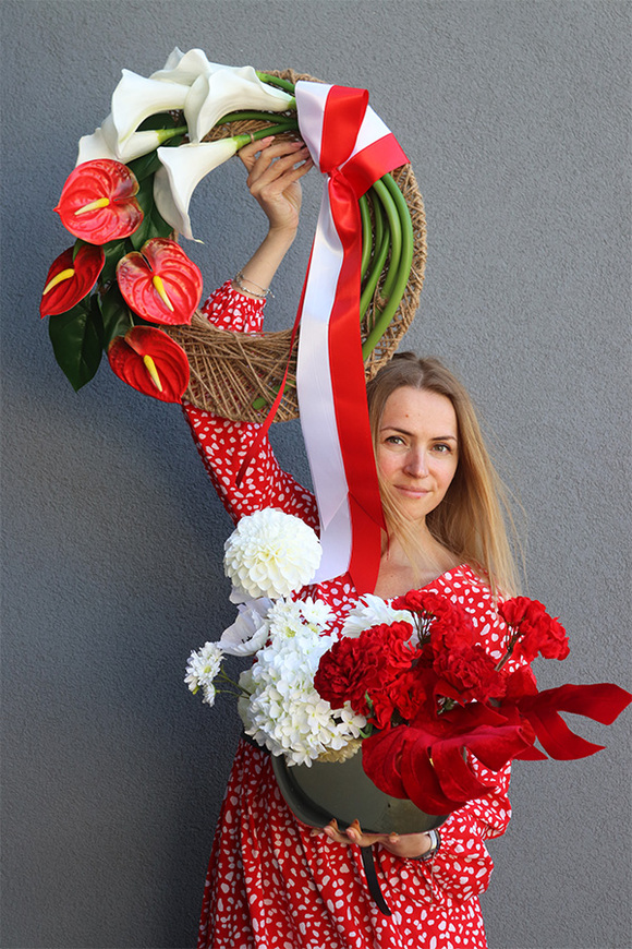 Polonijny, wianek patriotyczny na drzwi