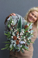 Ren na Nartach, asymetryczny zimowy wianek