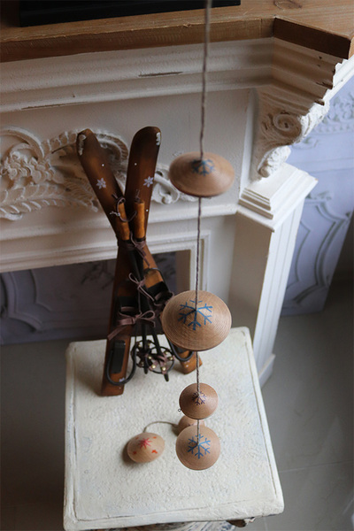 Modern Wood, drewniana zawieszka łańcuch, ze wzorem