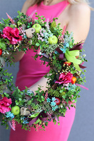 Garden Beauty, dekoracyjny wianek z motylem