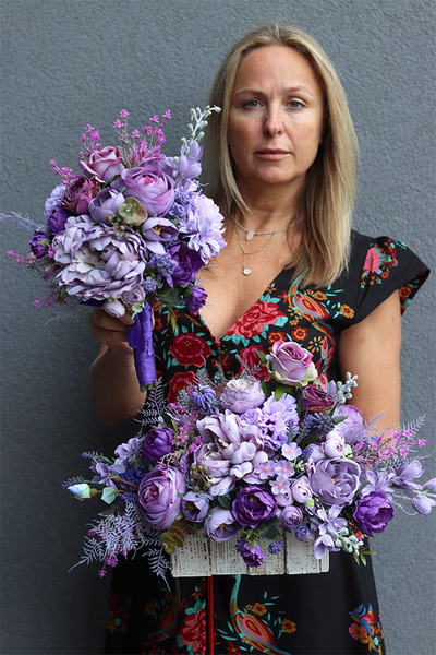 Lilania Fiolet, dekoracja nagrobna w skrzynce