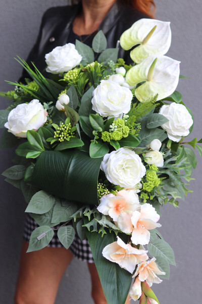 Fluena Modena, elegancka kompozycja nagrobna