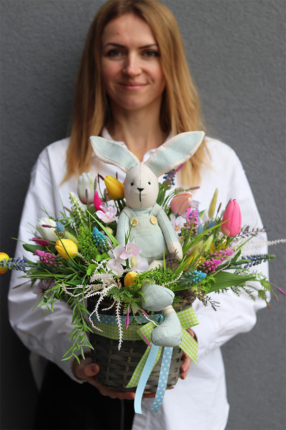 Radosna Wiosna 2, koszyczek wielkanocny z zającem