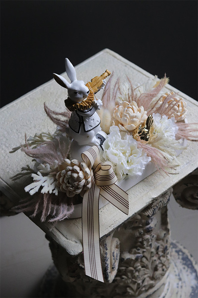 Grajek Resta, stroik wielkanocny z zajączkiem