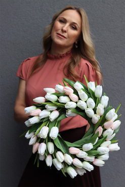 bardzo elegancki wianek z tulipanów, Witaj Wiosno Rich, śr.46cm  