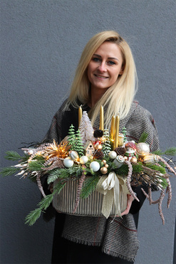 Złoty Dom, stroik adwentowy LED, wym.39x74cm