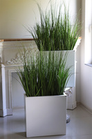 Marco Hilonea New, sztuczne trawy w donicy Fiberglass