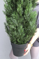 Tuja, drzewko sztuczna roślina w doniczce