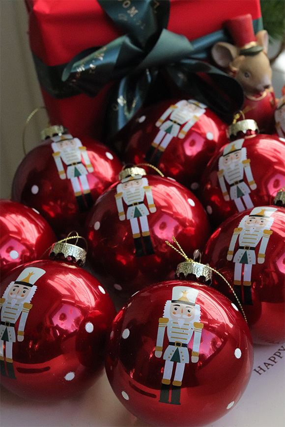 Classic XMAS, szklane bombki w pudełku