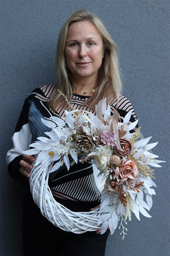 Kremowa Jesień, asymetryczny jesienny wianek, rozp.50cm