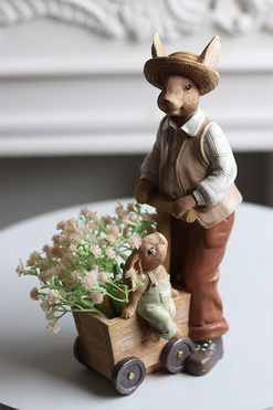 Bunny Cottage Vintage, figurka wielkanocna zajączek B, wys.24cm