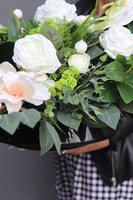 Fluena Modena, elegancka kompozycja nagrobna