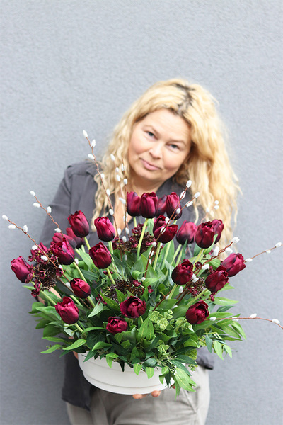 Tulipaneo Bordo Saute, dekoracja nagrobna do Twojej donicy