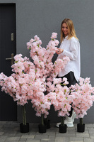 Kwitnąca Wiśnia, sztuczna roślina w doniczce