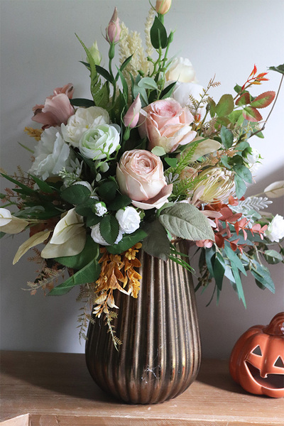 Jesień jest Piękna 2, kompozycja kwiatowa w wazonie