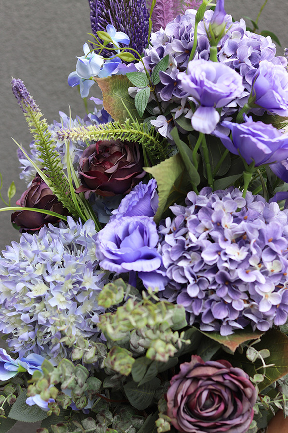 Fioletowa Moc, bukiet nagrobny we wkładzie do wazonu