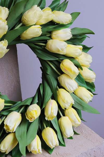 Witaj Wiosno Tulipaneo, żółty wianek z tulipanów