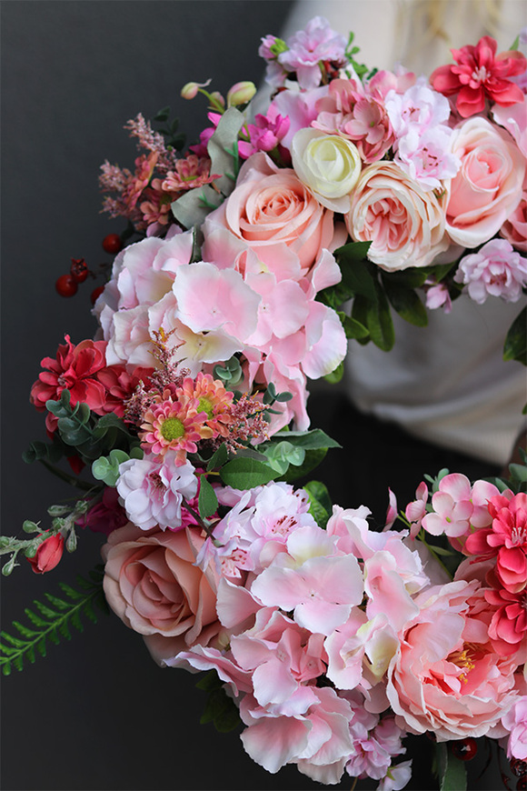 Pink Life, różowy wianek na drzwi