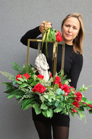 Angelo Garden Czerwień, kompozycja nagrobna ze złotym lampionem