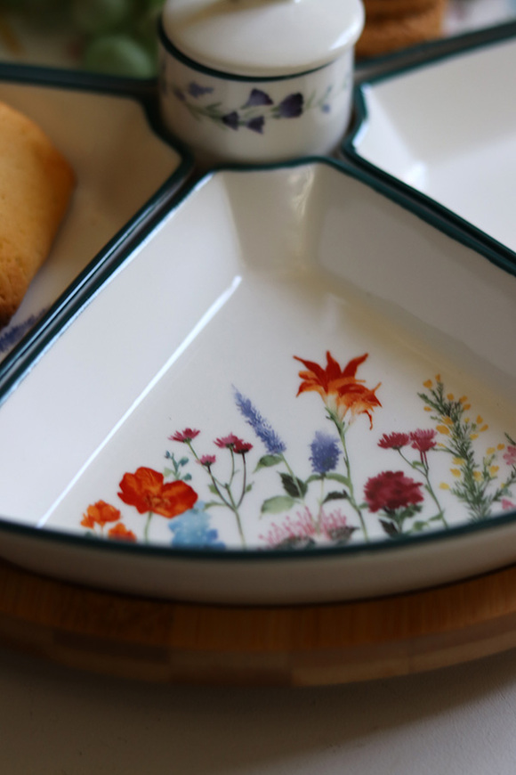 Pan Kwiatek, obrotowa patera na przekąski