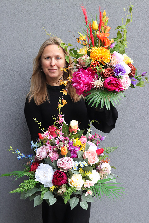 Kolores, kompozycja nagrobna w naczyniu