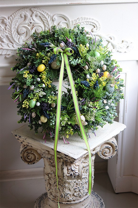 Wielkanocna Melodia, wielkanocny wianek na drzwi z jajkami