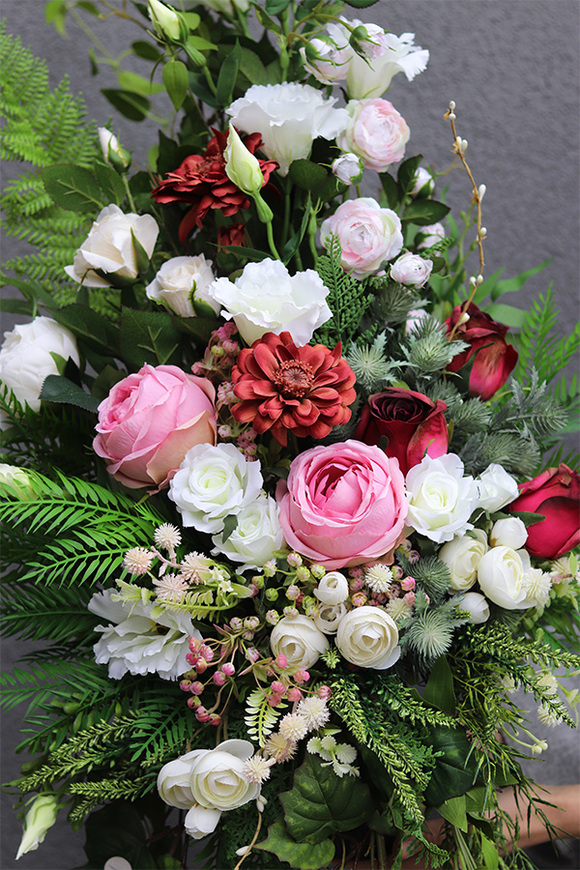 Lediata Hefra, bukiet nagrobny we wkładzie