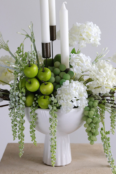 Candle Flowers, wiosenna kompozycja w pucharze