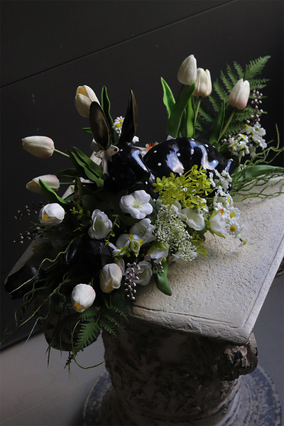 Czarny Piotruś, stroik wielkanocny z zajączkiem