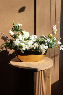 Wiosenna Biel, stroik wielkanocny z jajkiem, wym.34x70cm