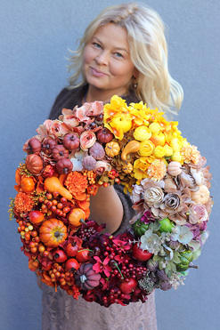 Colors in Autumn, tęczowy jesienny wianek na drzwi, śr.43cm