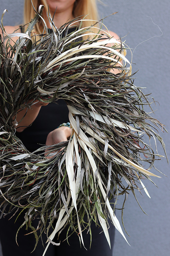 Boho Netre, dekoracyjny wianek z suszonych i stabilizowanych roślin, śr.50cm