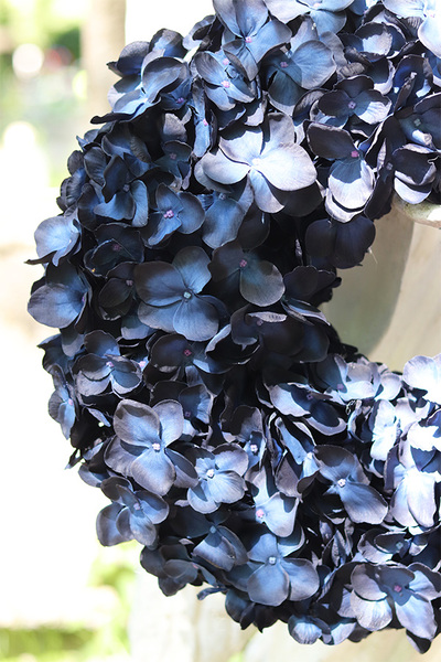 Granatowa Hortensja, wieniec nagrobny