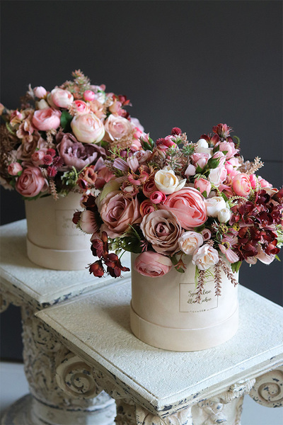 bajeczna kompozycja we flowerboxie Berrina Pink