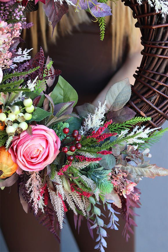 Jesienna Ramona, asymetryczny dekoracyjny wianek